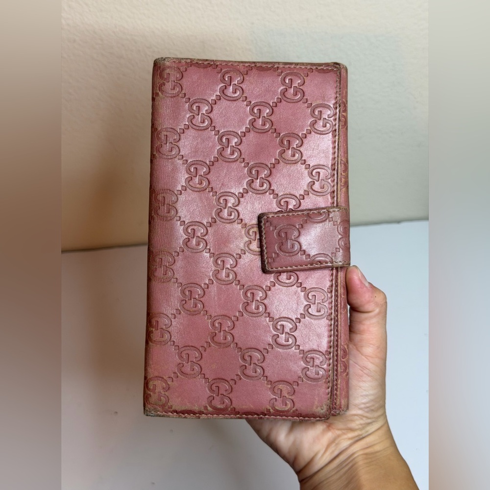 Gucci Guccissima Embossed Pink Leather Wallet
